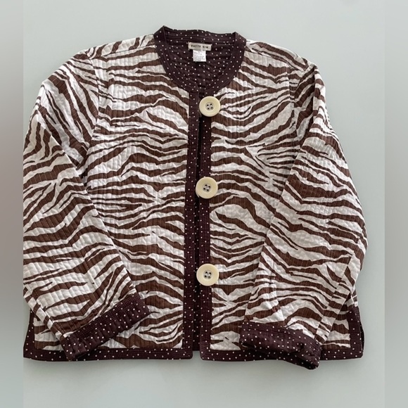PATTY KIM Jackets & Blazers - Patty Kim Jacket Size Large Brown White Animal Reversible 3/4 Sleeve Quilted